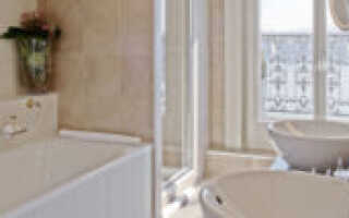 Как установить ванну на балконе или лоджии?