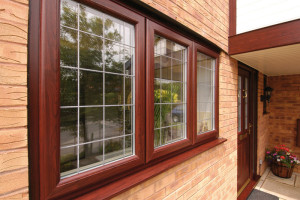 Сколько стоит окно из дерева