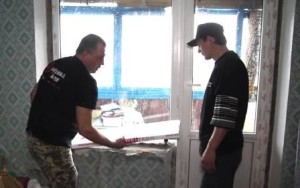 Монтаж верзалитовых подоконников