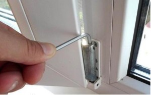 Как регулировать пластиковые окна