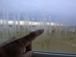 Основные причины запотевания окон и рекомендации