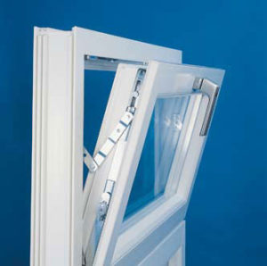 изготовить пластиковые окна с форточкой
