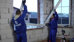 Не терпите духоту — ставьте пластиковое окно с форточкой