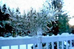 Почему профессионалы советую ставить ПВХ окна зимой