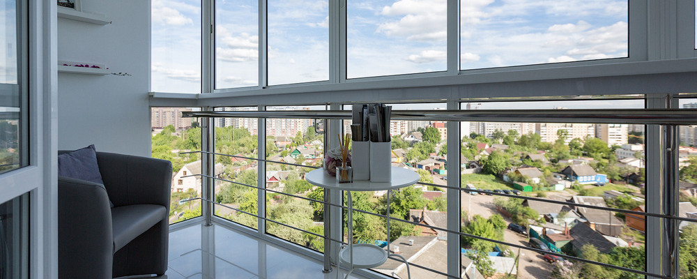 Особенности французского остекления балкона