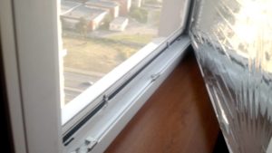 Как клеить солнцезащитную пленку на окна особенности монтажа