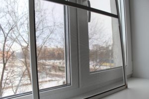 Москитные сетки на пластиковые окна