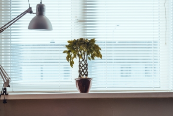 Пластиковый подоконник