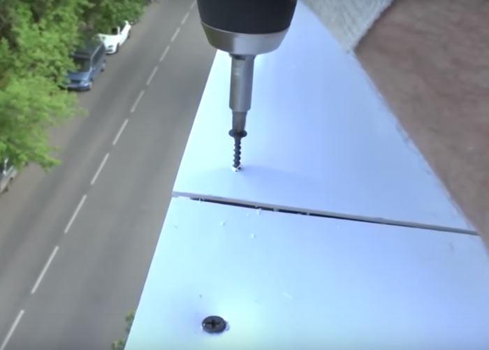 Сверление саморезами при установке