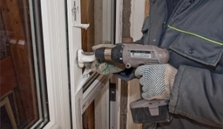Ремонт дверной ручки