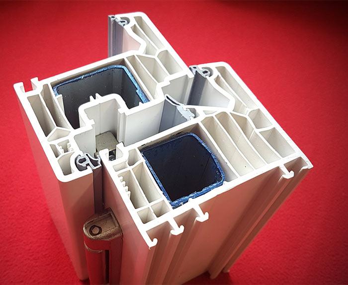 Модель в сечении