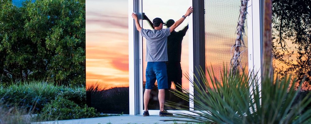 Установка солнцезащитного стеклопакета