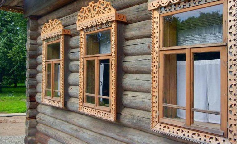 Окна в доме снаружи