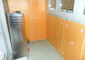 Как не только утеплить, но и шумоизолировать балкон?