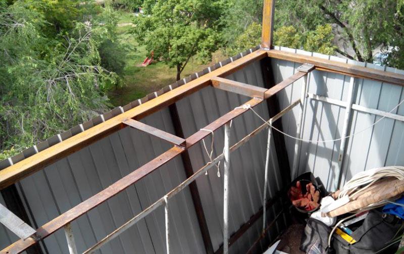 Вынос с кранштейнами