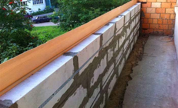 парапет должен быть ровным