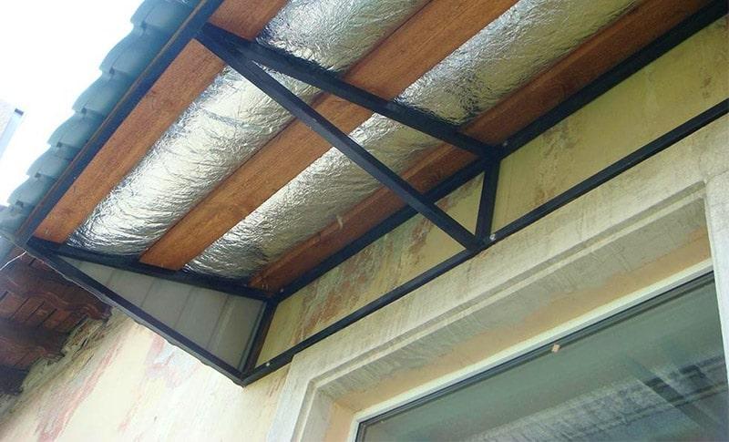 Козырек крыши